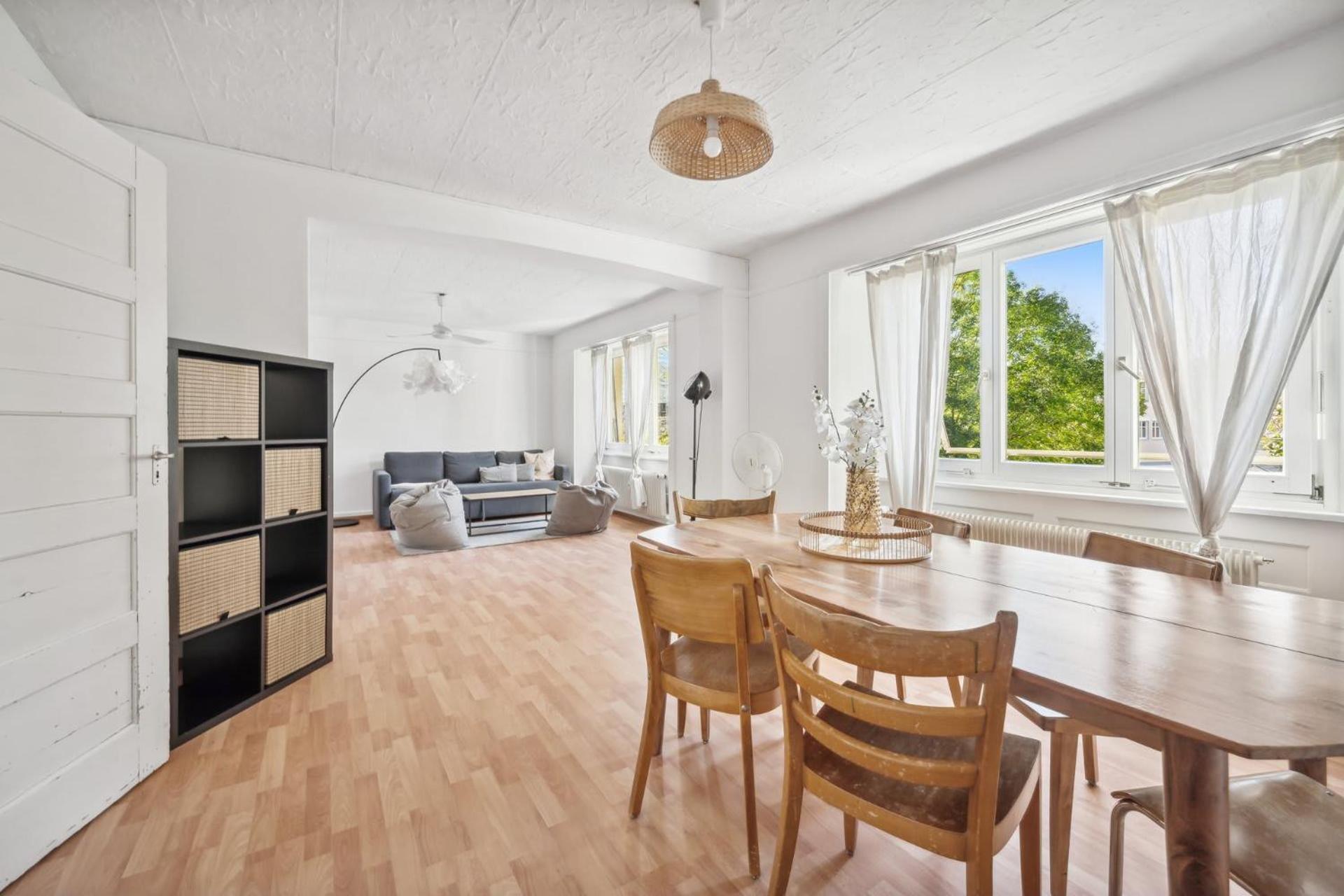 Homey Comfort In Oerlikon Цюрих Экстерьер фото
